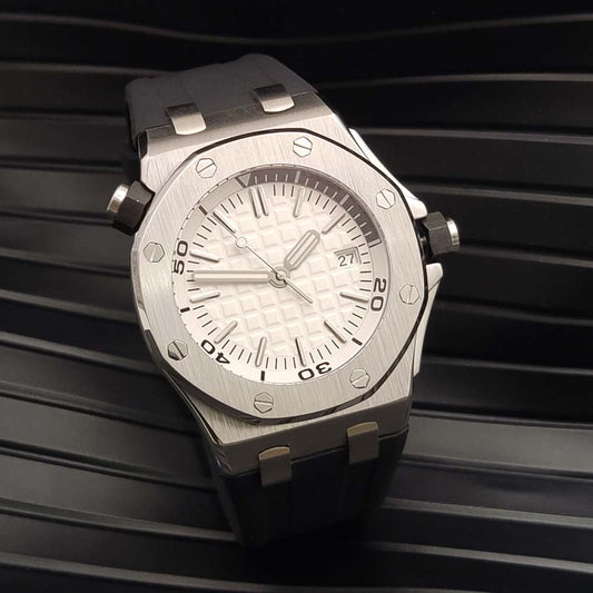 ROO Diver Seiko (White Dial)