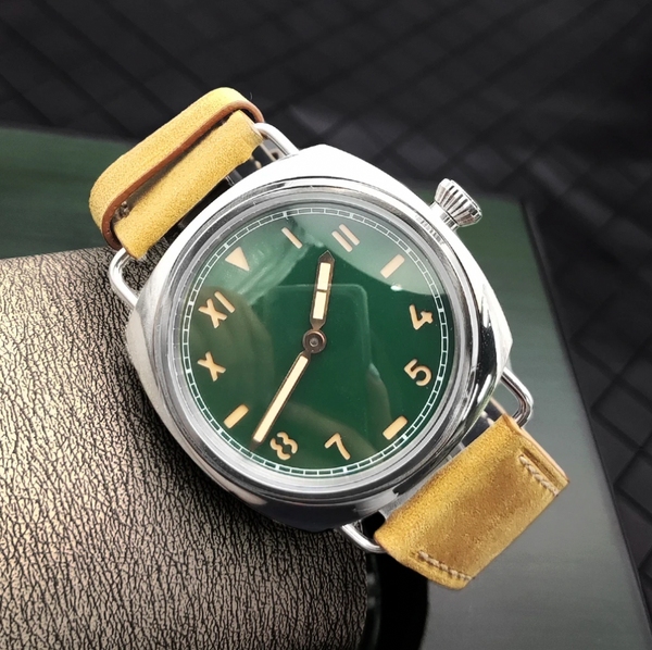 1930s Cali Vintage Diver's Watch (Green Dial Brown Strap)
